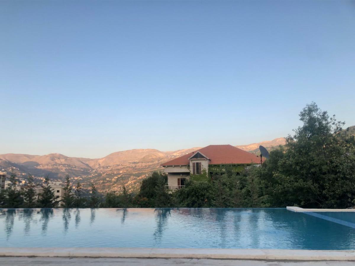 Villars Mayrouba Εξωτερικό φωτογραφία
